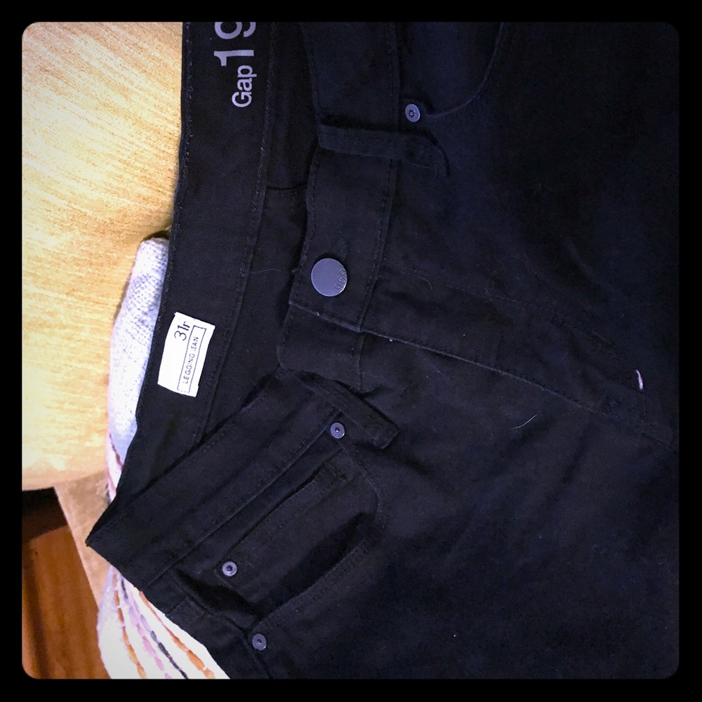 Black GAP Legging Jeans